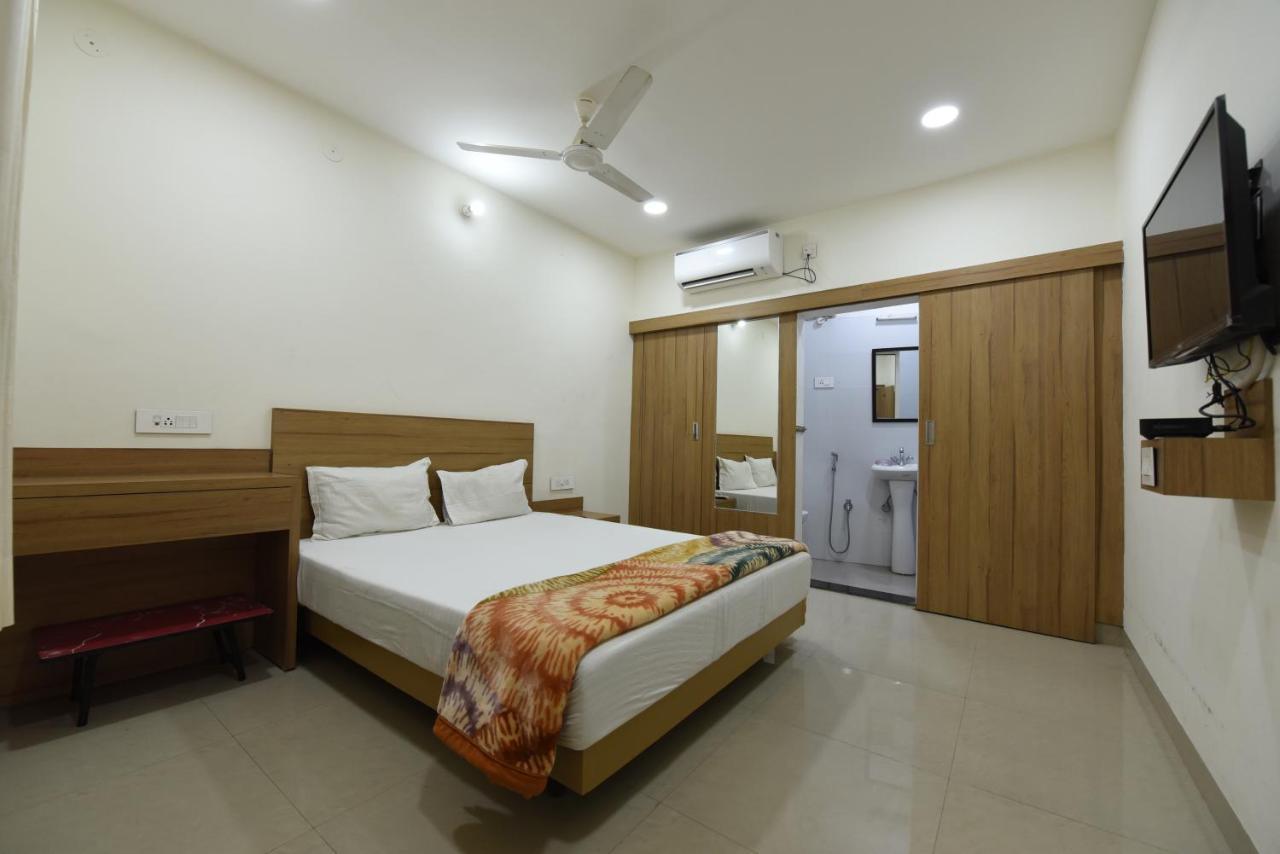 Hotel Mayur Gorakhpur Extérieur photo